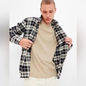 Gap Organic Cotton Men’s Flannel Shirt